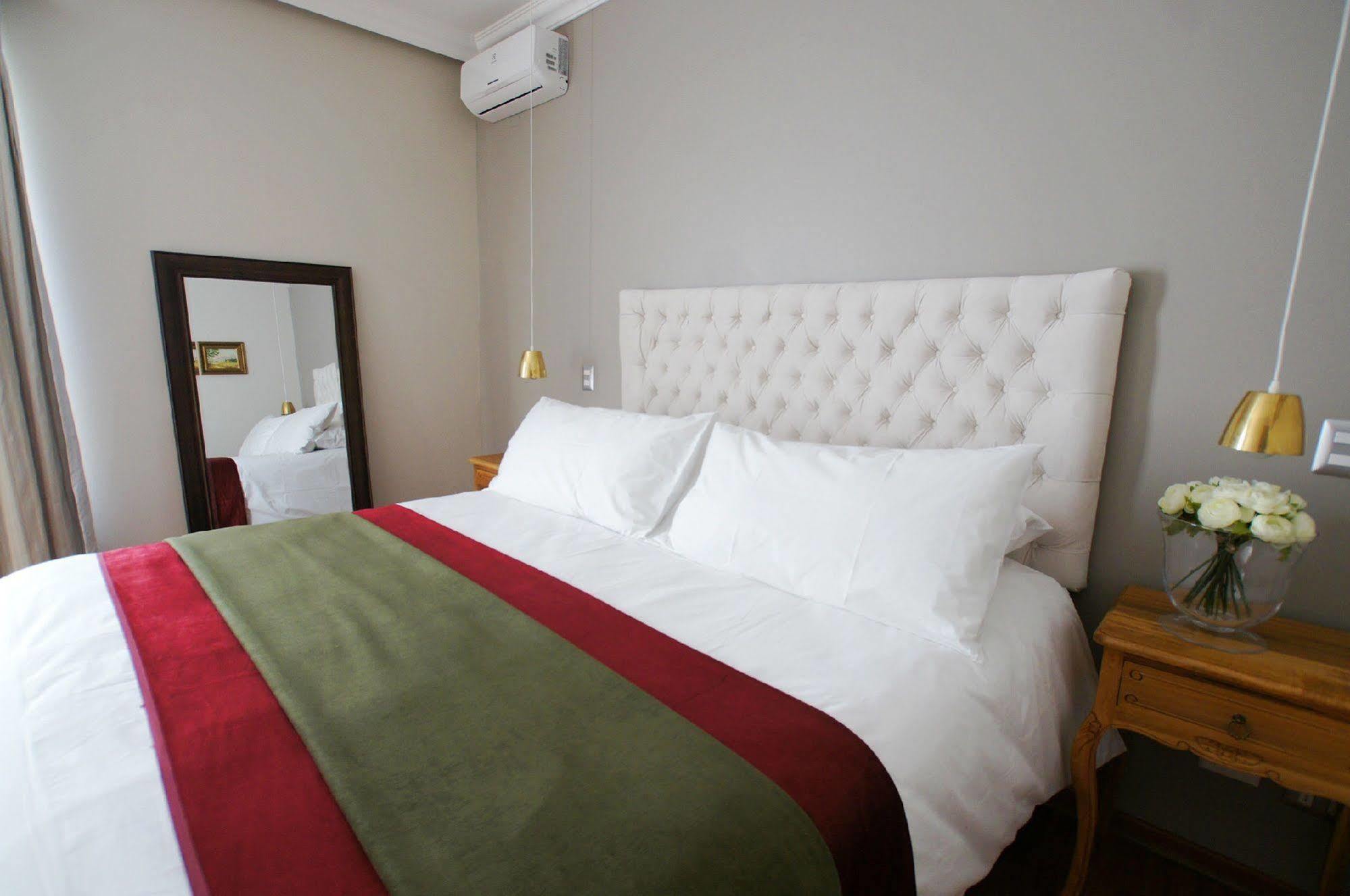 Quiral Hotel Boutique Сантьяго Экстерьер фото